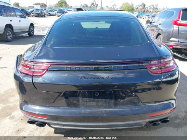 WP0AB2A71JL134764 Porsche Panamera 4s
