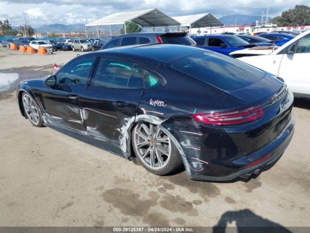 WP0AB2A71JL134764 Porsche Panamera 4s
