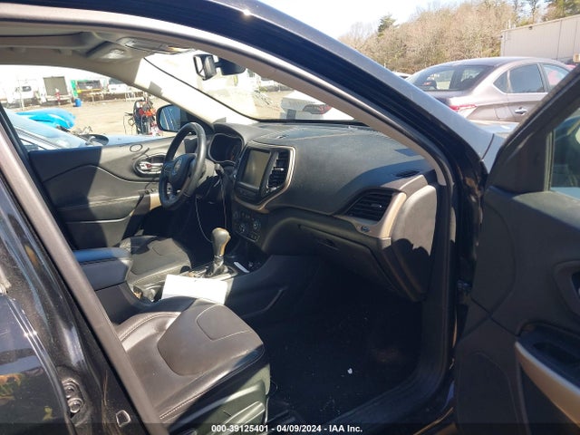 1C4PJMDX6JD599393 Jeep Cherokee Limited 4x4
