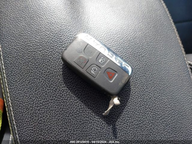 SADCM2BV6HA074474 Jaguar F-PACE S