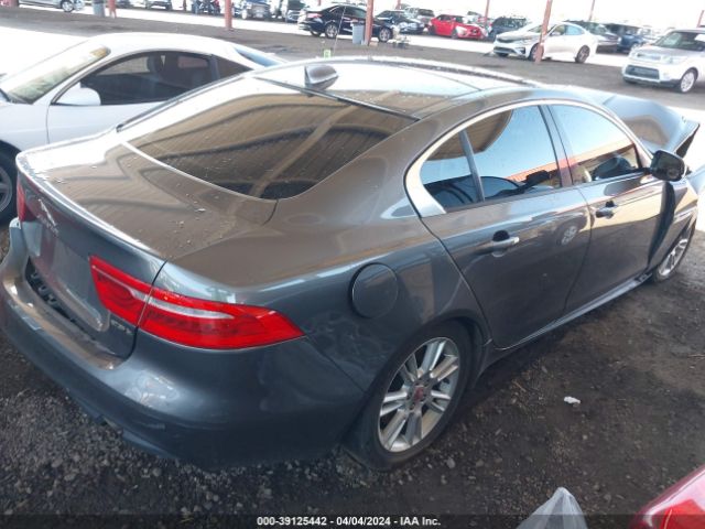 SAJAD4FXXJCP38278 Jaguar Xe 25t Premium