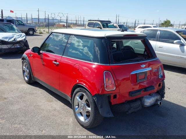 2004 MINI COOPER WMWRC33414TC48826 Photo 2
