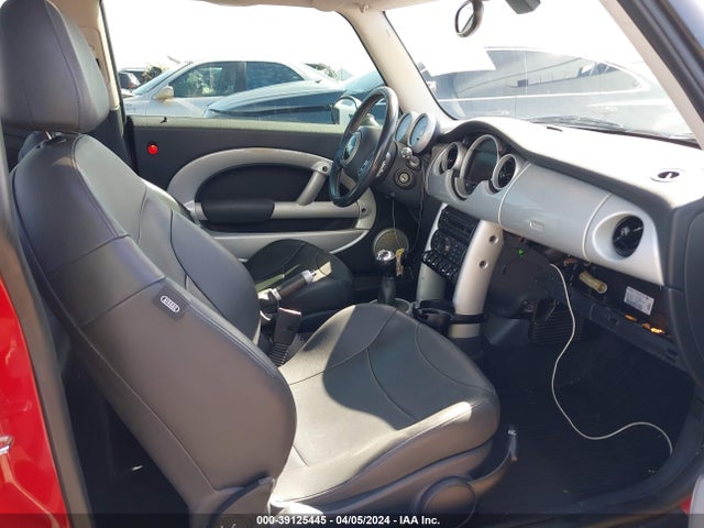 2004 MINI COOPER WMWRC33414TC48826 Photo 4