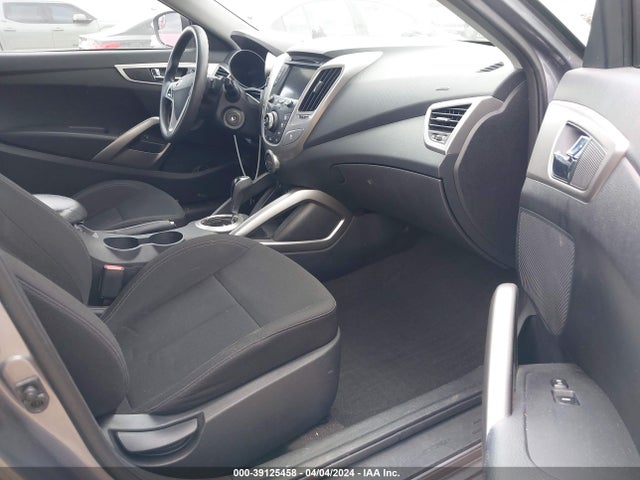 Hyundai Veloster 2016 KMHTC6AD9GU265782 Image 17