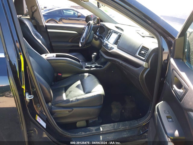 Toyota Highlander Xle V6 2015 5TDKKRFH8FS064183 Image 5