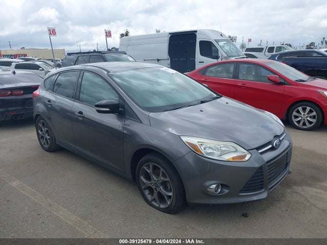 Ford FOCUS SE 2014 1FADP3K23EL254701 Image 1