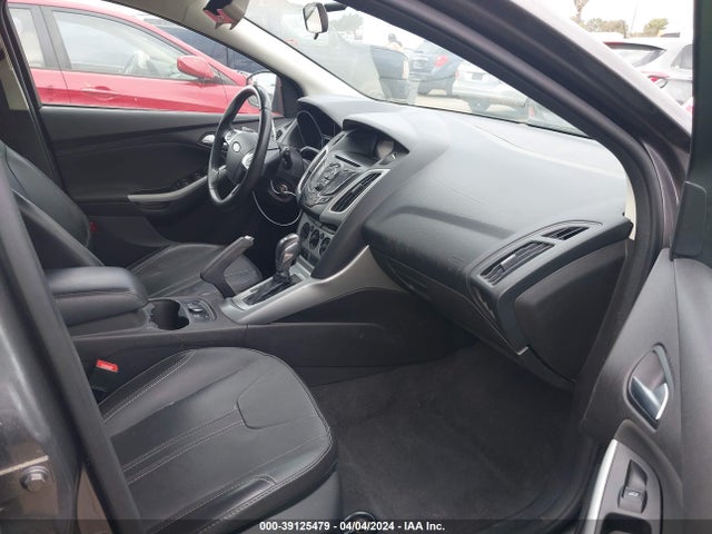 Ford FOCUS SE 2014 1FADP3K23EL254701 Image 5