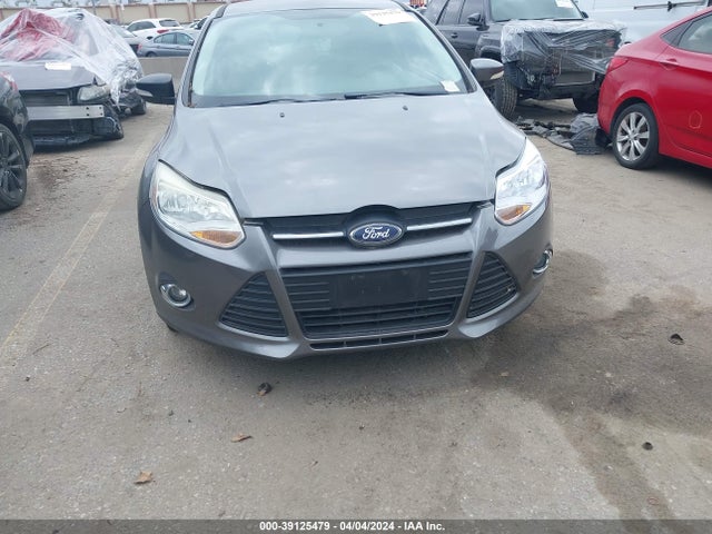 Ford FOCUS SE 2014 1FADP3K23EL254701 Image 6