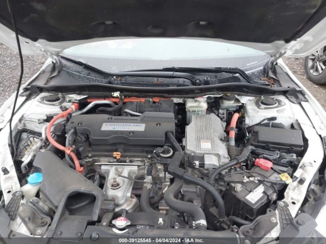 JHMCR6F72HC005851 Honda Accord Hybrid Touring