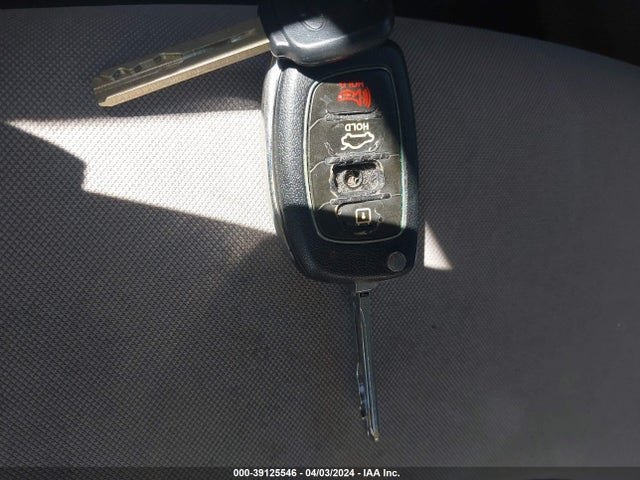 Hyundai SONATA ECO 2015 5NPE24AA2FH187929 Image 11