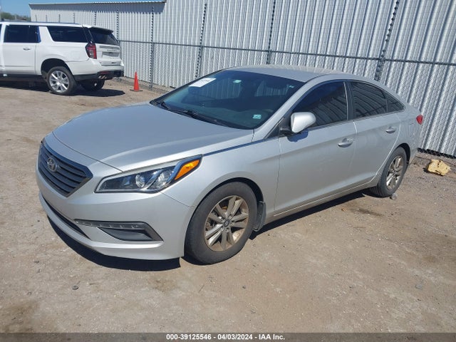 Hyundai SONATA ECO 2015 5NPE24AA2FH187929 Image 2