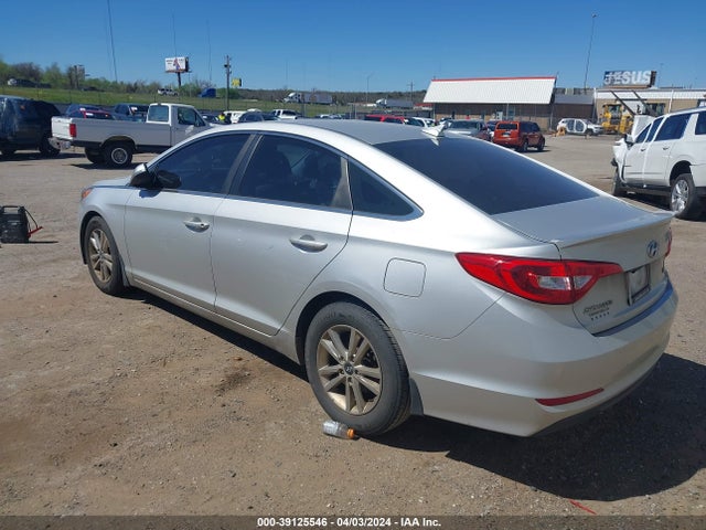 Hyundai SONATA ECO 2015 5NPE24AA2FH187929 Image 3