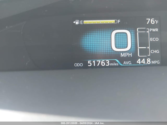 Toyota Prius Four 2017 JTDKARFU9H3054427 Image 16