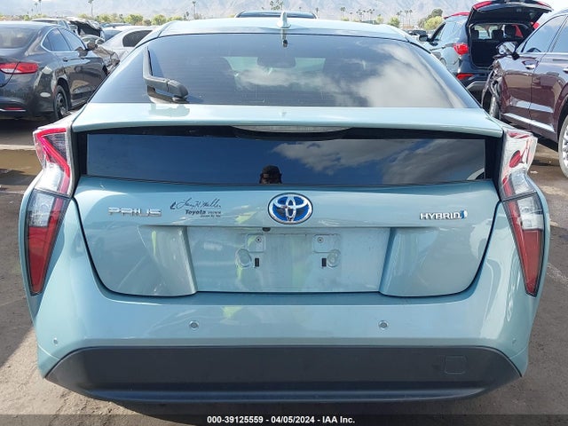 Toyota Prius Four 2017 JTDKARFU9H3054427 Image 17