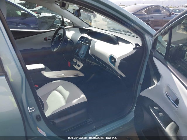 Toyota Prius Four 2017 JTDKARFU9H3054427 Image 5