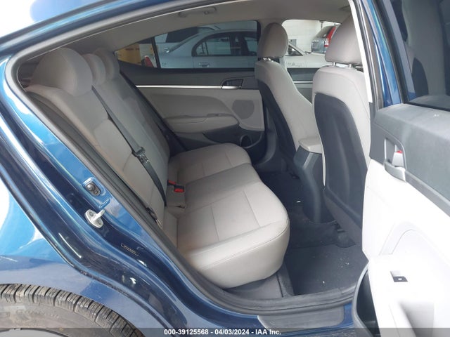Hyundai ELANTRA SE 2019 5NPD74LF0KH487971 Image 8