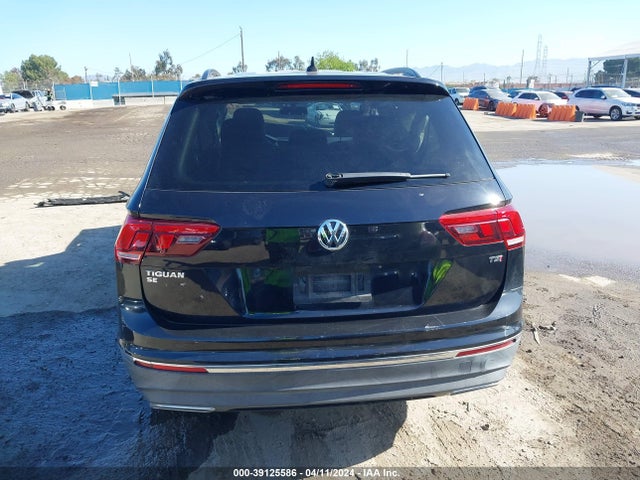 3VV3B7AX6JM220576 Volkswagen Tiguan 2.0t Se/2.0t Sel