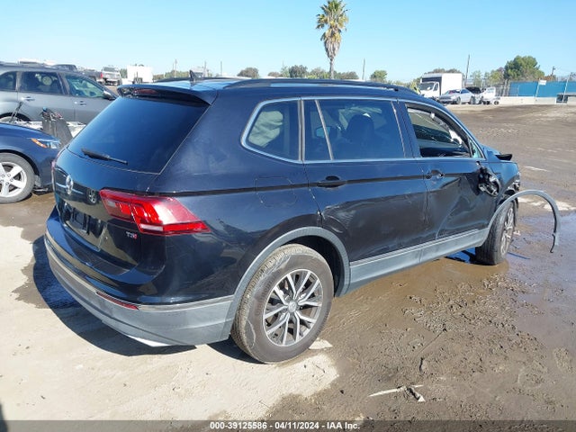 3VV3B7AX6JM220576 Volkswagen Tiguan 2.0t Se/2.0t Sel