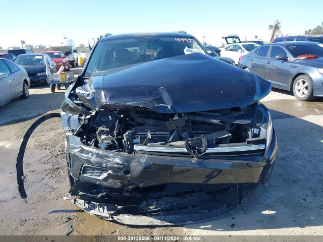 3VV3B7AX6JM220576 Volkswagen Tiguan 2.0t Se/2.0t Sel