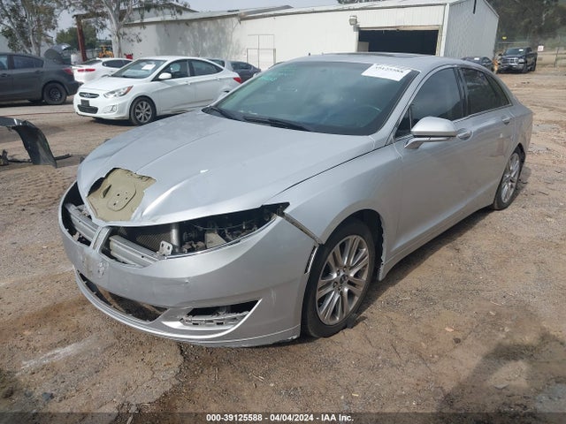 Lincoln MKZ 2016 3LN6L2G98GR604046 Image 2