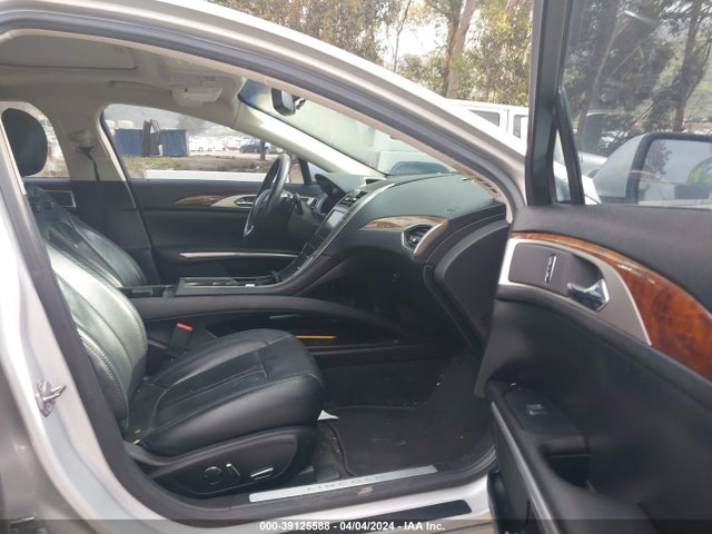Lincoln MKZ 2016 3LN6L2G98GR604046 Image 5