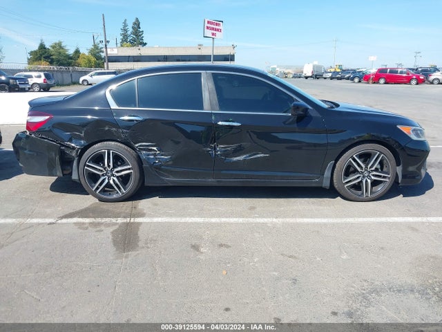 Honda Accord 2017 1HGCR2F12HA298573 Image 26