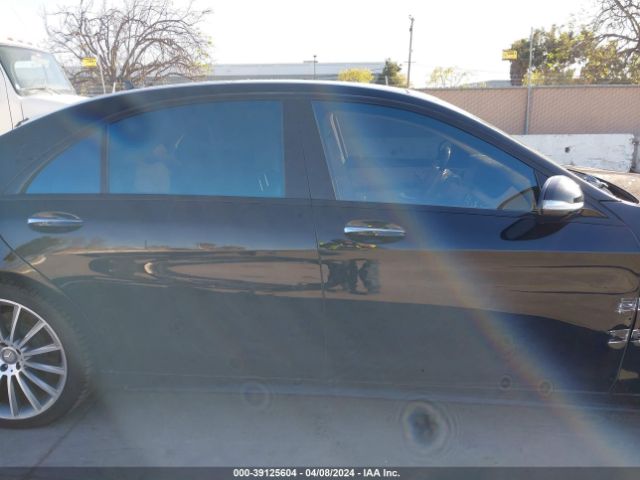 WDDUG8CB5FA086374 Mercedes-Benz S 550