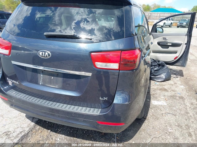 KIA SEDONA LX 2017 KNDMB5C10H6265670 Image 4