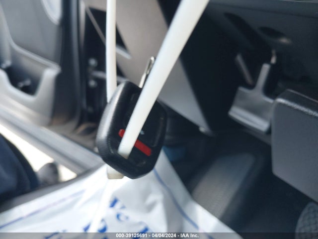 Honda CR-V LX 2019 2HKRW5H32KH415604 Image 11