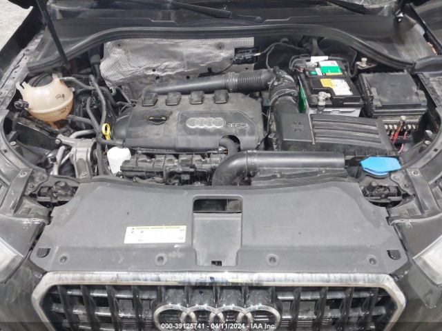 WA1GFCFS0FR003826 Audi Q3 2.0t Premium Plus