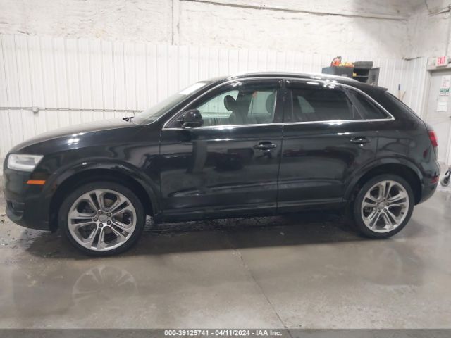 WA1GFCFS0FR003826 Audi Q3 2.0t Premium Plus