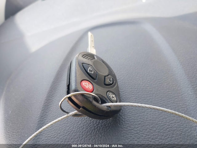 Ford ESCAPE SE 2017 1FMCU9G98HUE24911 Image 11