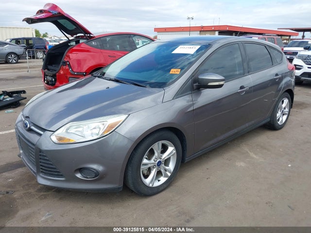 Ford FOCUS SE 2014 1FADP3K2XEL169869 Image 2