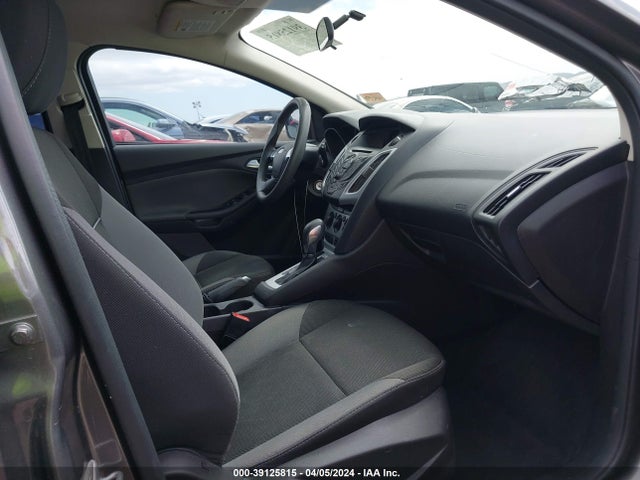 Ford FOCUS SE 2014 1FADP3K2XEL169869 Image 5