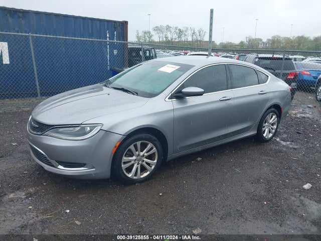 Chrysler 200 Limited 2015 1C3CCCAB2FN591552 Image 2