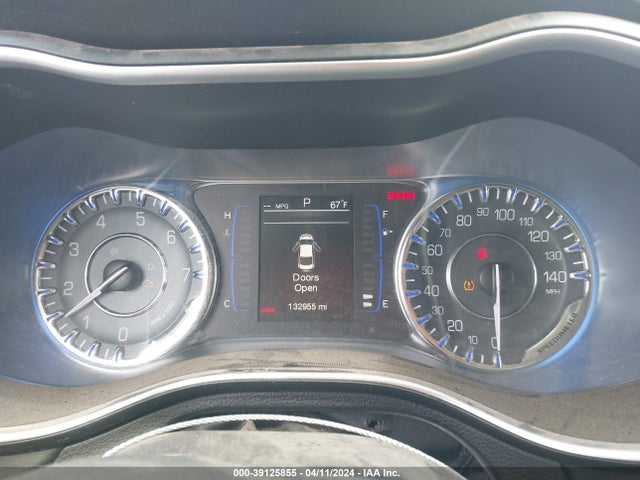 Chrysler 200 Limited 2015 1C3CCCAB2FN591552 Image 7
