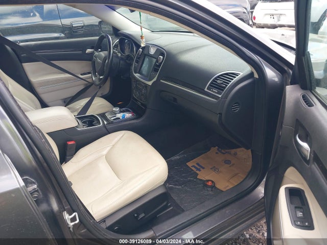 Chrysler 300 Anniversary Edition 2016 2C3CCAAG2GH224273 Image 5