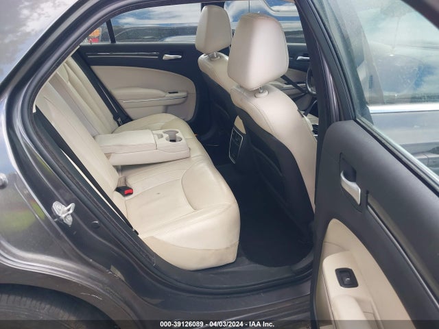 Chrysler 300 Anniversary Edition 2016 2C3CCAAG2GH224273 Image 8