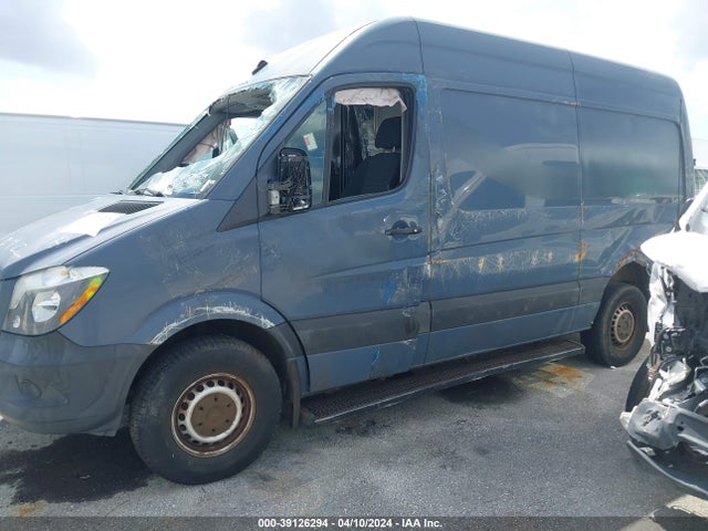 WD3PE7CD5JP647293 Mercedes-Benz Sprinter 2500 Standard Roof V6