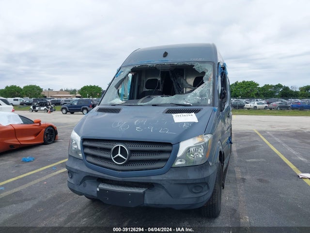 WD3PE7CD5JP647293 Mercedes-Benz Sprinter 2500 Standard Roof V6