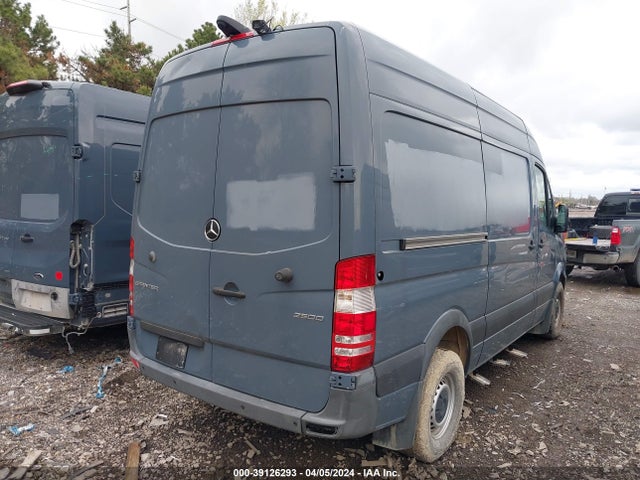 WD3PE7CD5JP640344 Mercedes-Benz Sprinter 2500 Standard Roof V6