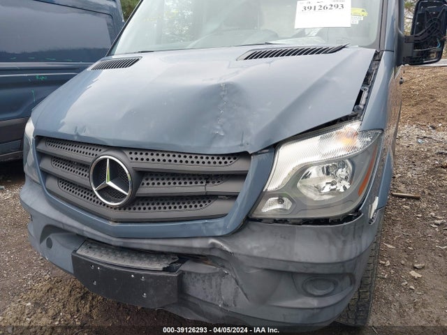 WD3PE7CD5JP640344 Mercedes-Benz Sprinter 2500 Standard Roof V6