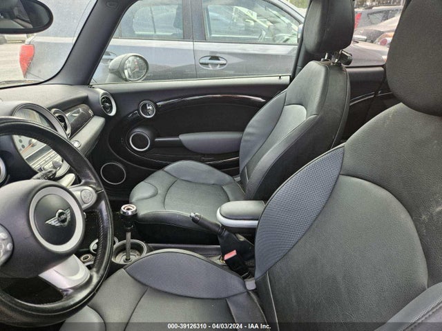 2009 MINI COOPER WMWMM93529TL04070 Photo 4