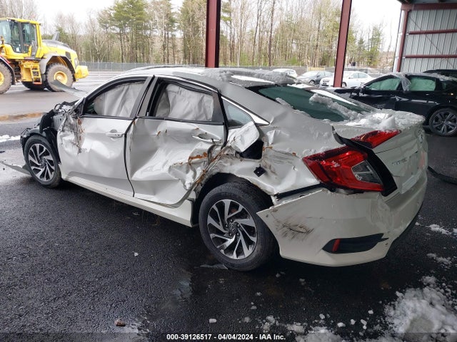 Honda CIVIC EX 2018 2HGFC2F71JH530316 Image 3