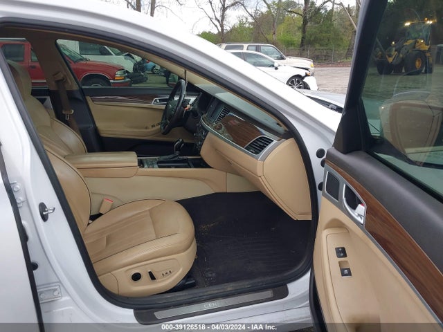 Hyundai Genesis 3.8 2015 KMHGN4JE1FU032955 Image 5