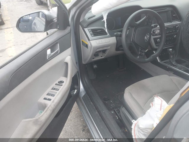 Hyundai SONATA SE 2016 5NPE24AF6GH302318 Image 5