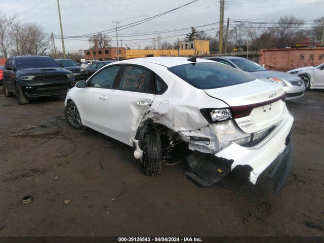 KIA Forte Lxs 2022 3KPF24AD6NE430885 Image 3