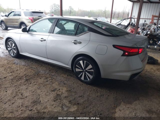1N4BL4DV6NN318752 Nissan Altima Sv Fwd