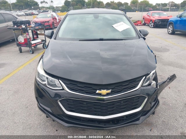 Chevrolet Cruze Ls Auto 2018 1G1BC5SM8J7215804 Image 12
