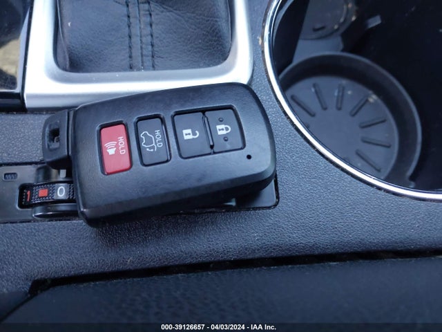 Toyota Highlander Limited Platinum 2018 5TDYZRFH5JS237656 Image 11